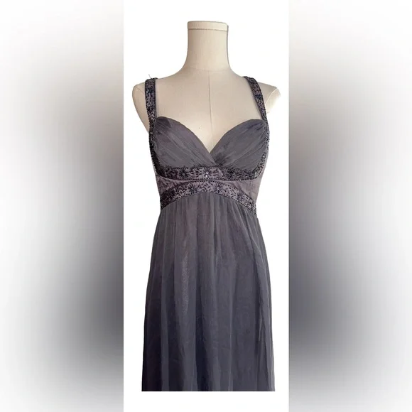 nicole miller silver dress Nicole Miller Dresses | Nicole Miller Silver Metallic Gown | Color: Silver | Size: 6